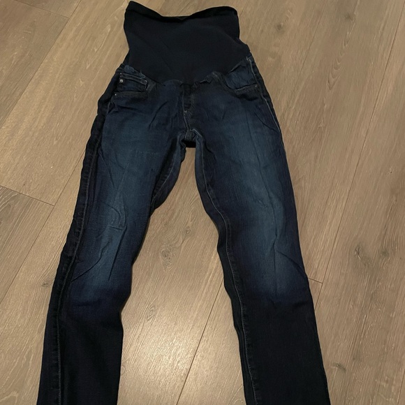 A Pea in the Pod AG Maternity Skinny Jeans - Picture 3 of 3